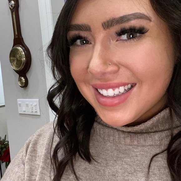 Meet your Posher, Kate - Picture 1 of 1